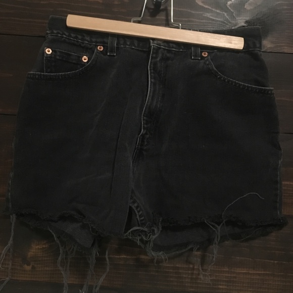 LEVI’S Vintage shorts - Picture 2 of 3